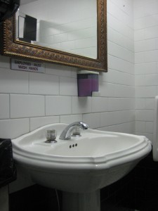 Blue Note men's sink