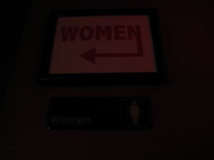 Drom women's this way